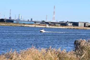 伊勢湾から帰ってきたモーターボート